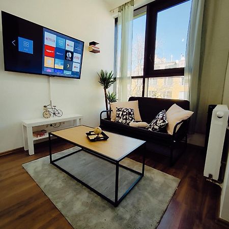 Pretty Apartment Next To Metro Station فيينا المظهر الخارجي الصورة